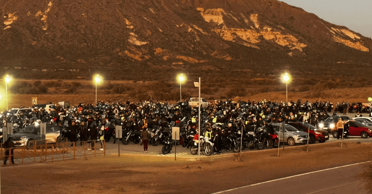 Más de 500 motociclistas disfrutaron de la experiencia de luna llena en Ischigualasto Más de 500 motociclistas disfrutaron de la experiencia de luna llena en Ischigualasto